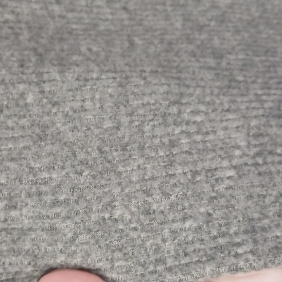 NWT Lee & Birch Taupe High Low Cowl Sweater Top Size Small - Picture 10 of 10